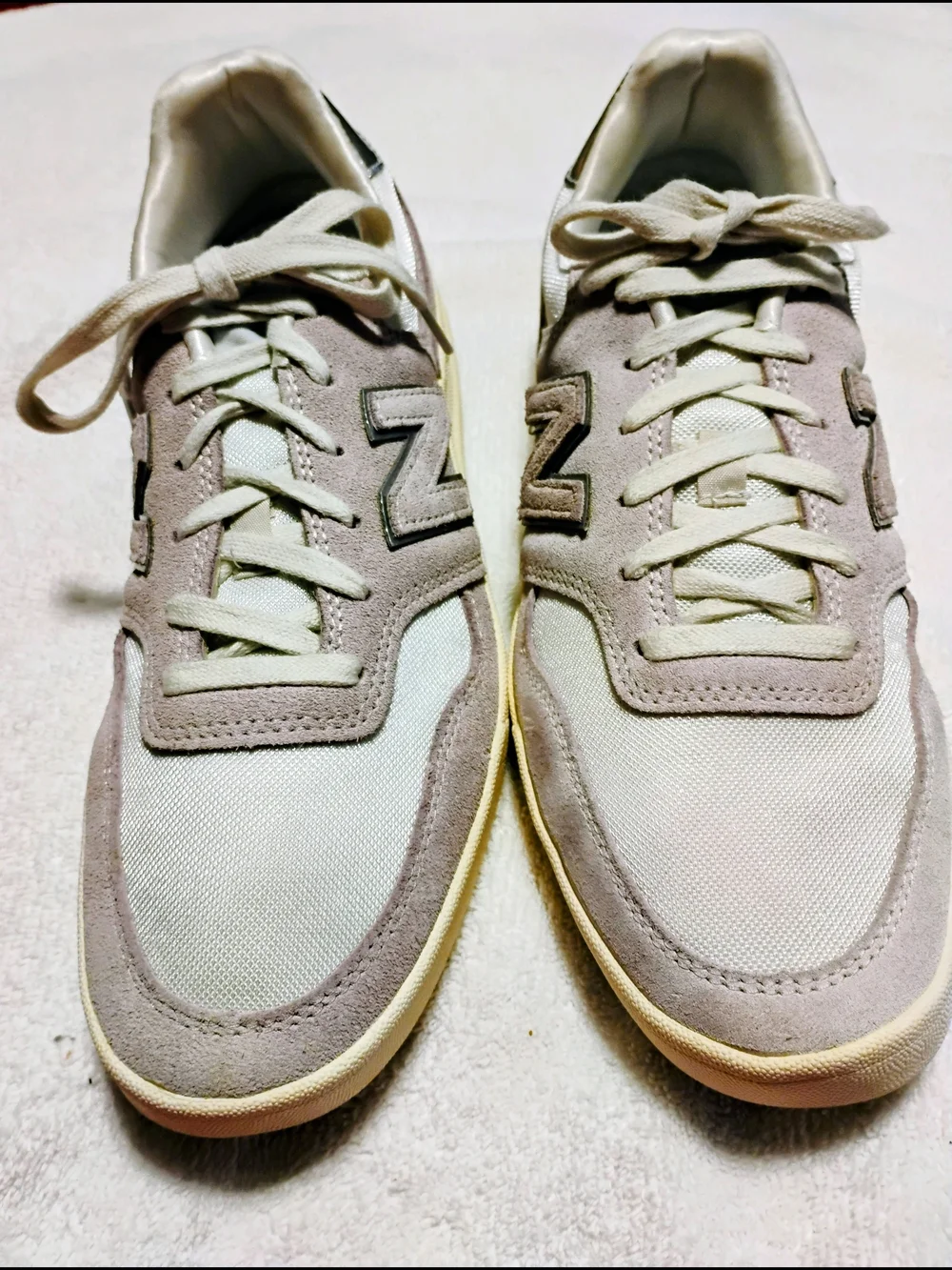 New Balance WRT 300G2 Women's Mushroom/Taupe Cream Suede Low Top Sneakers Size 9
